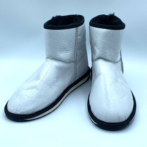 EMU Australia Shoes - EMU Australia Stinger Mini Zip White Leather Boots Water Resistant W7/M6 NWOB